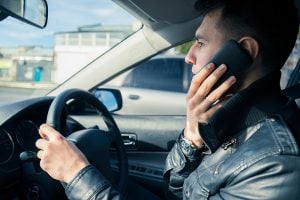 200 drivers caught a day using their mobile phone