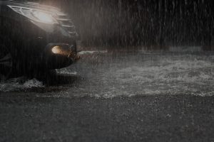 Driving in thunderstorms top tips